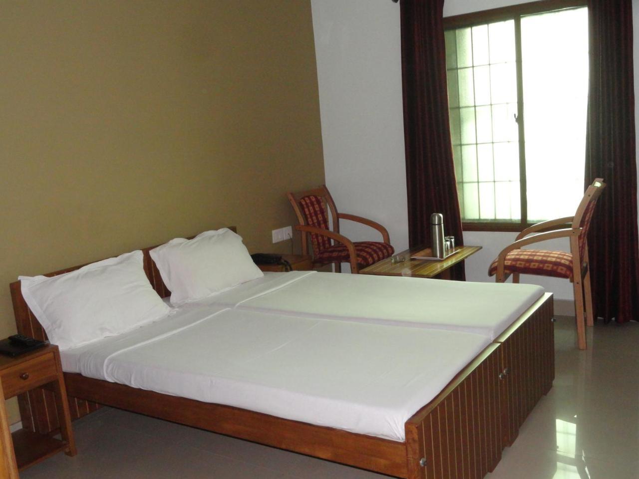 Hotel Madikeri Heritage Ngoại thất bức ảnh