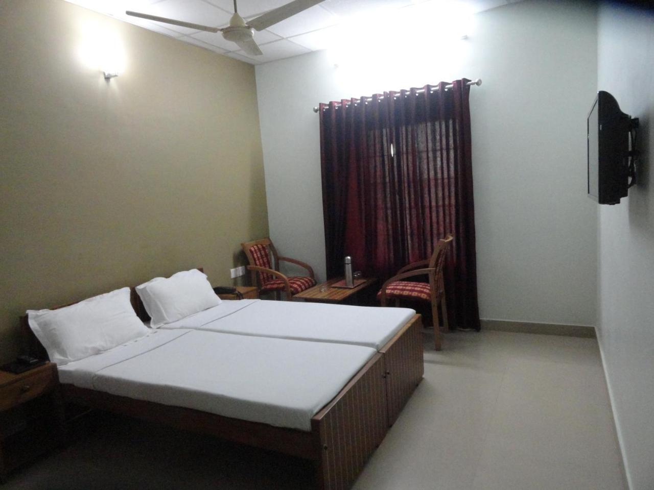 Hotel Madikeri Heritage Ngoại thất bức ảnh
