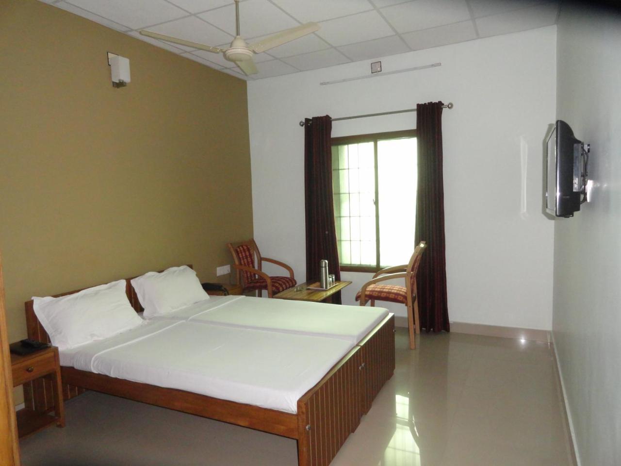 Hotel Madikeri Heritage Ngoại thất bức ảnh